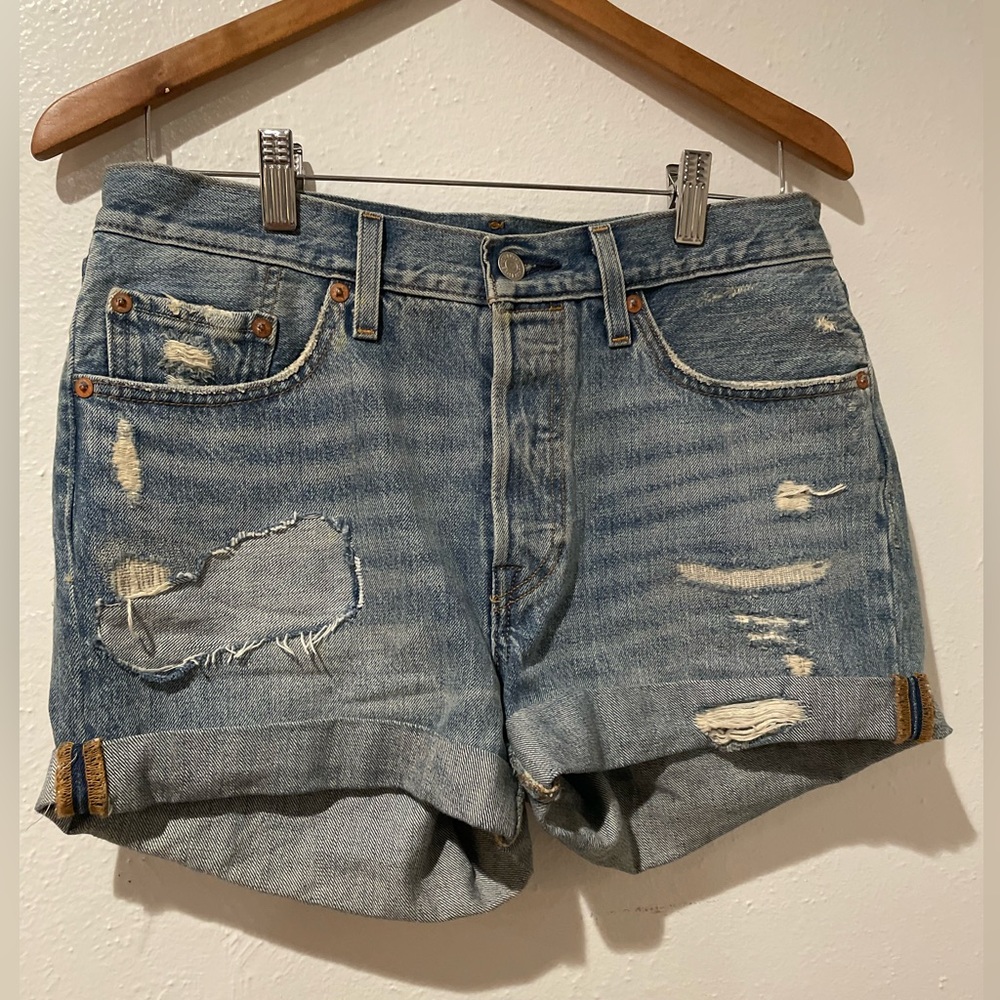 LEVIS Distressed Summer Casual Everyday Shorts Light Washed 28